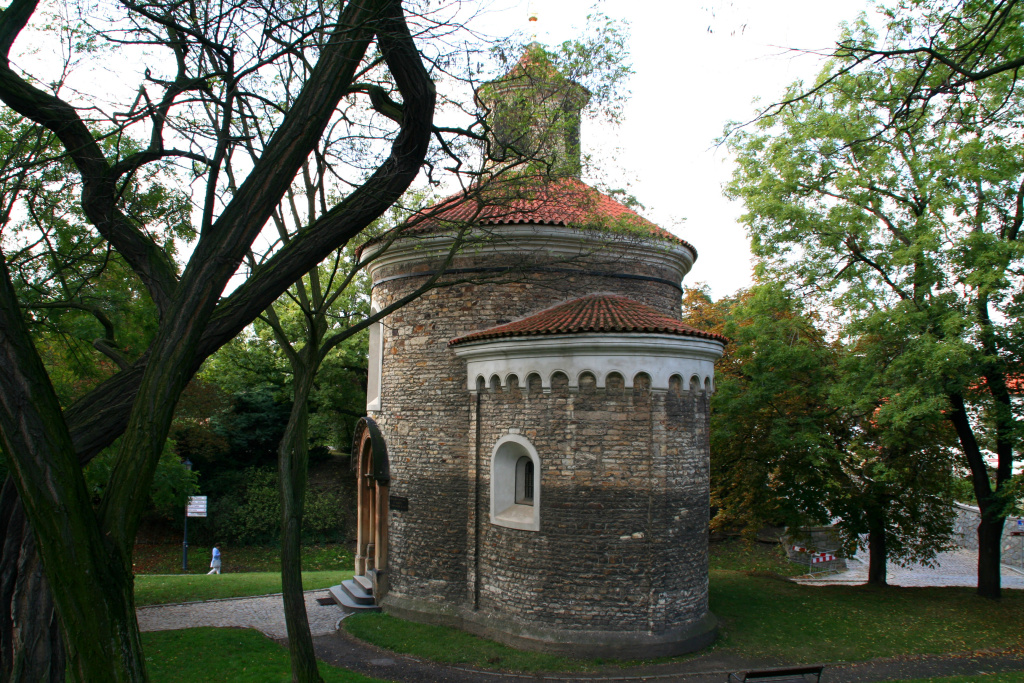 16 Rotunda sv. Martina na Vyšehradě.JPG